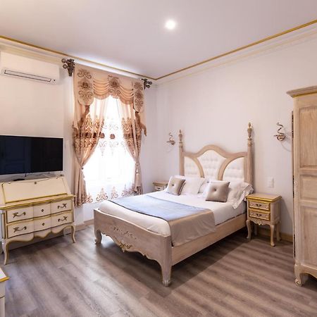 Studio Du Maire Maison De L'Eglise Du Couvent Нарбон Екстериор снимка