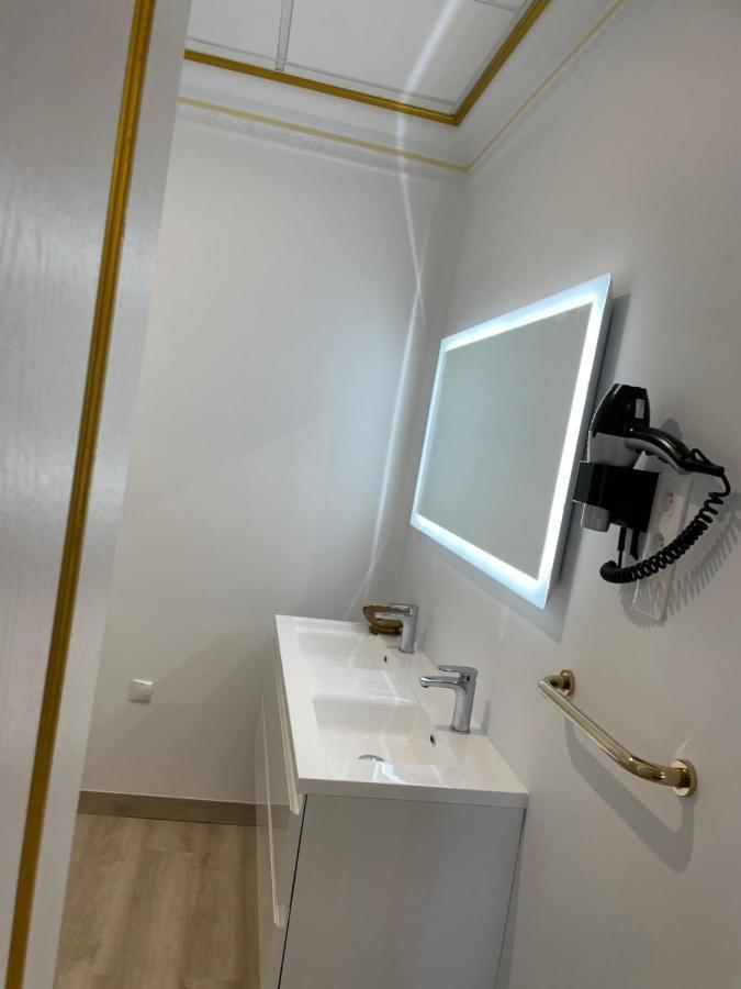 Studio Du Maire Maison De L'Eglise Du Couvent Нарбон Екстериор снимка