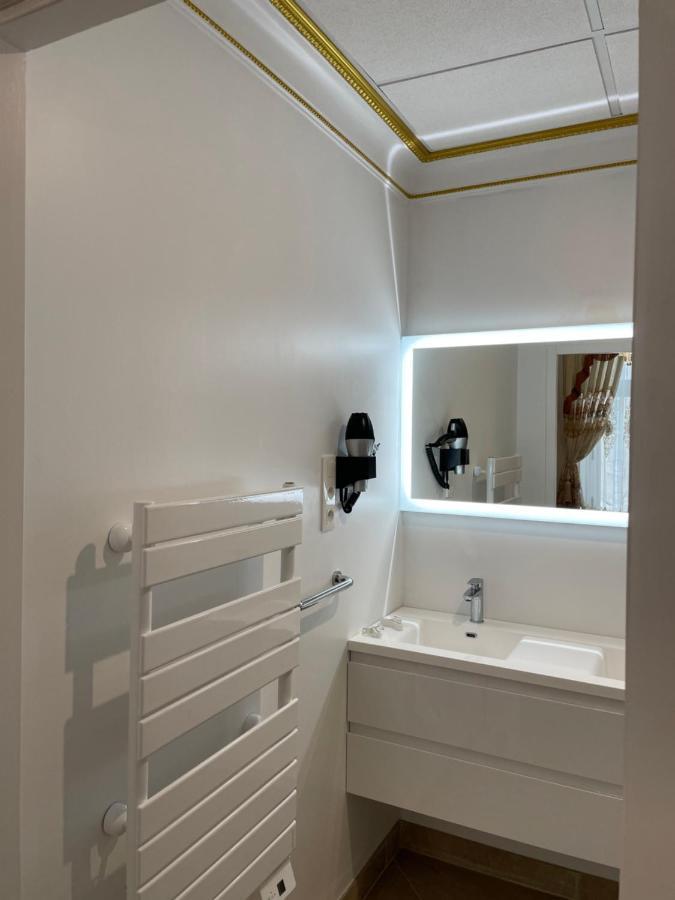 Studio Du Maire Maison De L'Eglise Du Couvent Нарбон Екстериор снимка