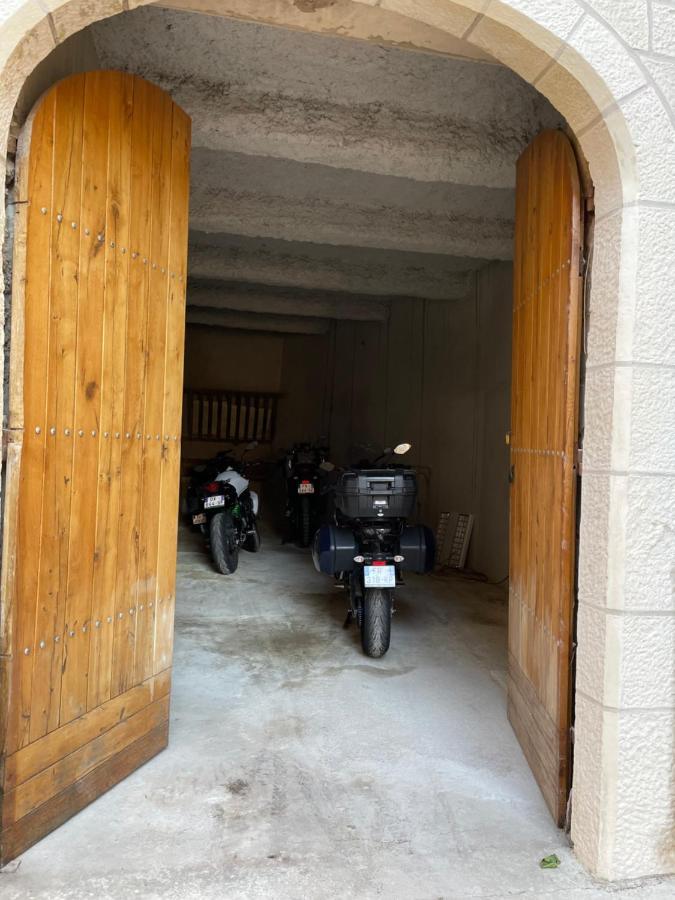 Studio Du Maire Maison De L'Eglise Du Couvent Нарбон Екстериор снимка