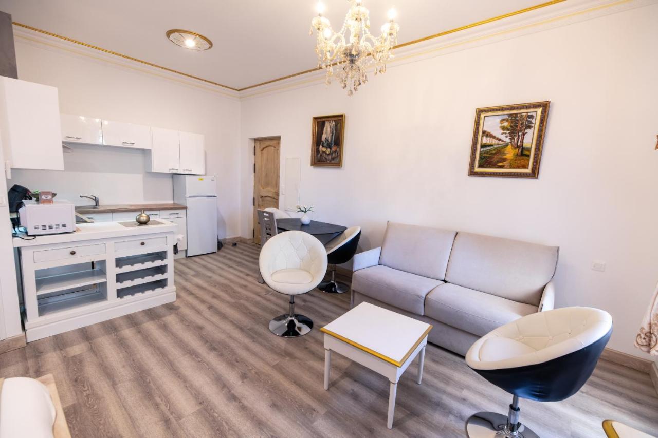 Studio Du Maire Maison De L'Eglise Du Couvent Нарбон Екстериор снимка