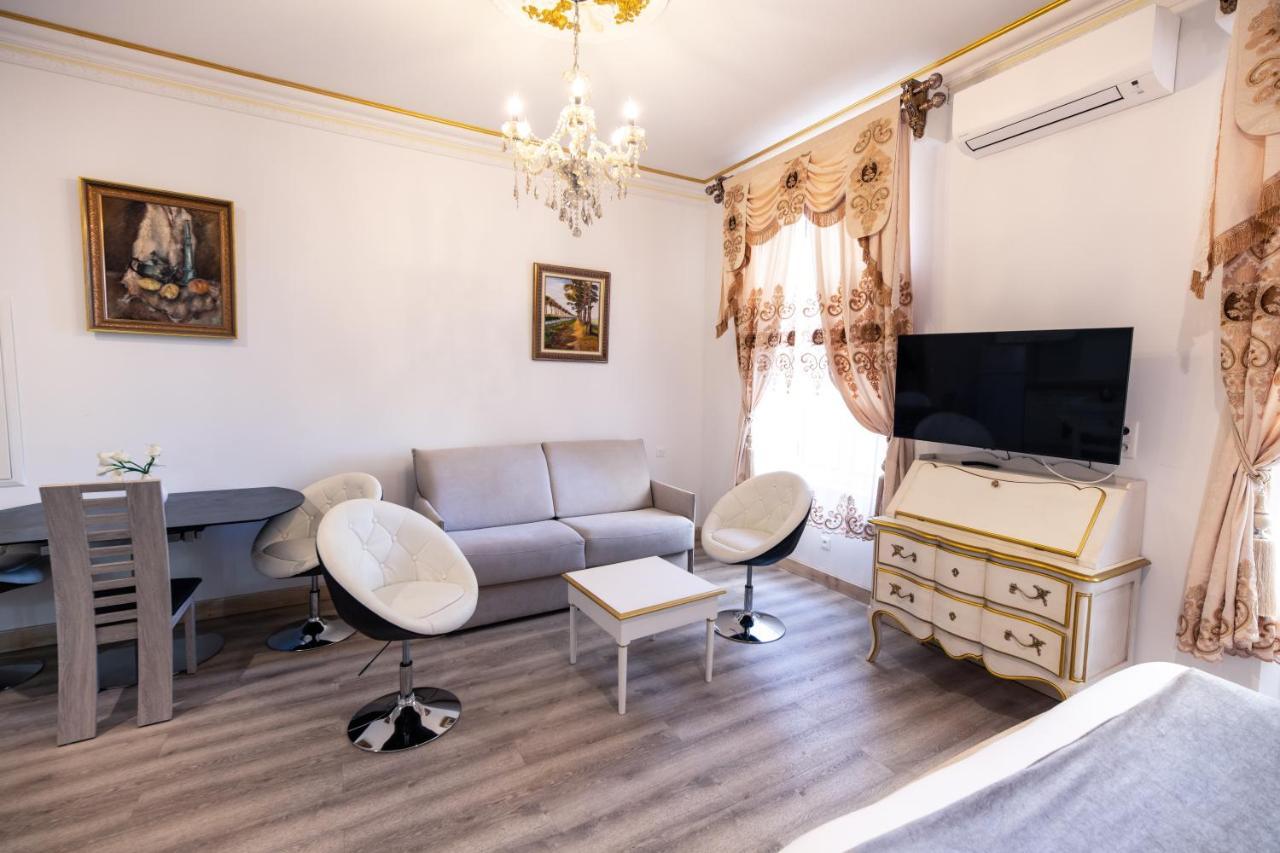 Studio Du Maire Maison De L'Eglise Du Couvent Нарбон Екстериор снимка